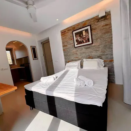 Discover Tzia Stone Where Modern Design Meets Inspiring Sea Views